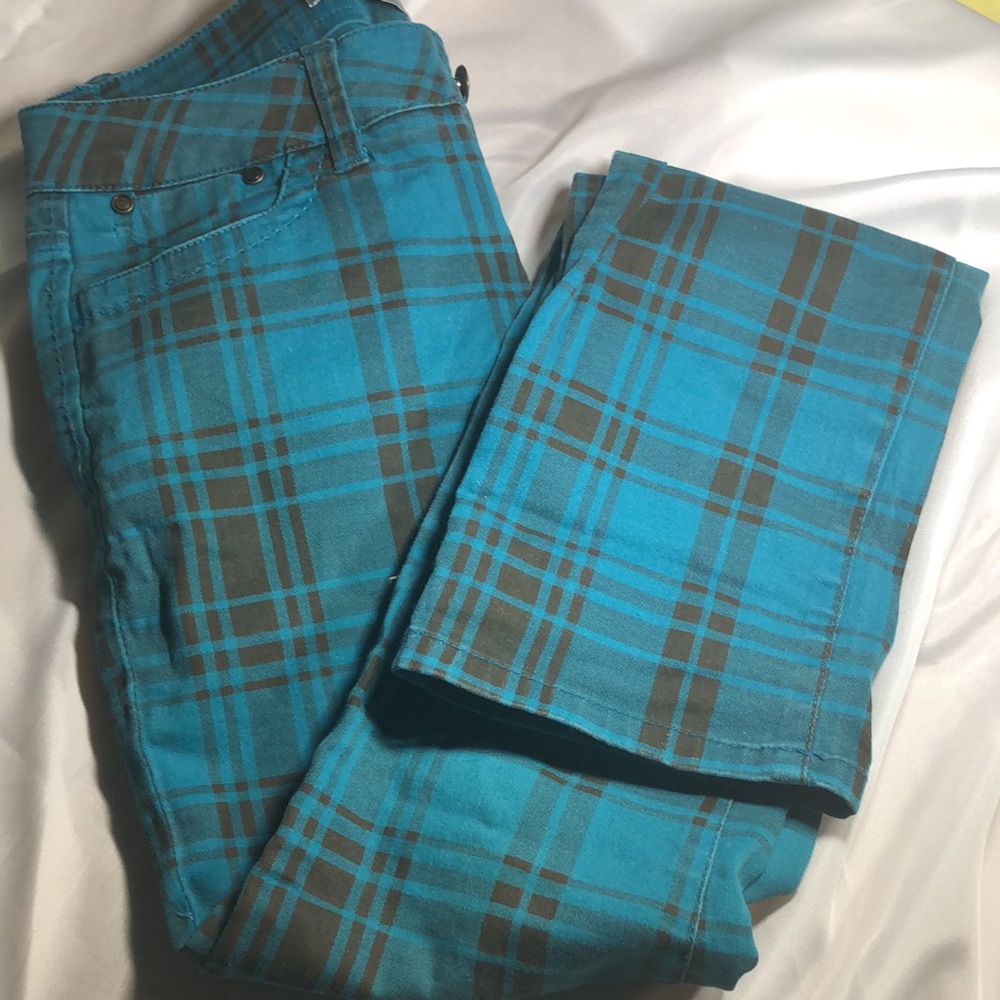 Delia’s size 3 pants